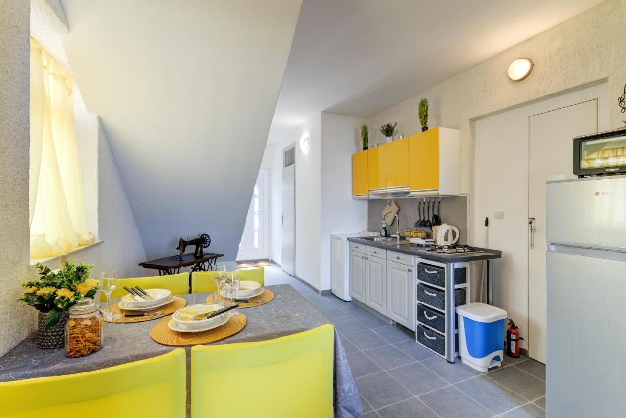 Apartman Sunce Сень Экстерьер фото